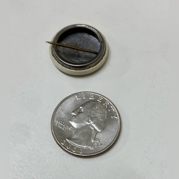 1940s Vtg GRIT Newspaper Authorized Salesman Pinback Button Badge Antique Brooch - Picture 7 of 10